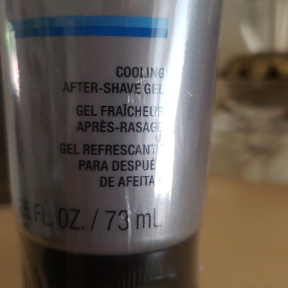 Holiday Gift Set - Picture 2 of 3